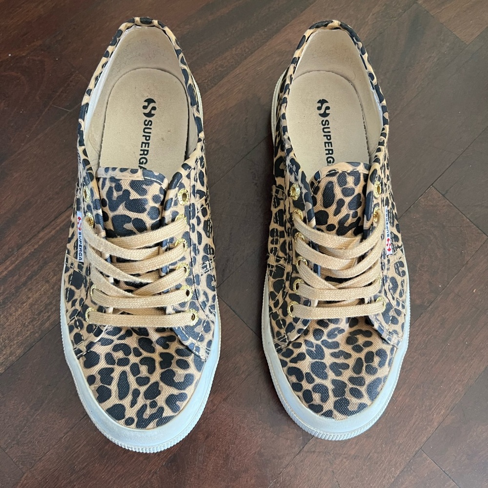 Superga 2750 leopard in excellent condition